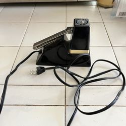 Vintage Underwriters Laboratories Portable Lamp