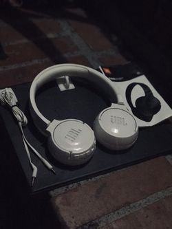 JBL Bluetooth & Original Aux Cable HeadSet