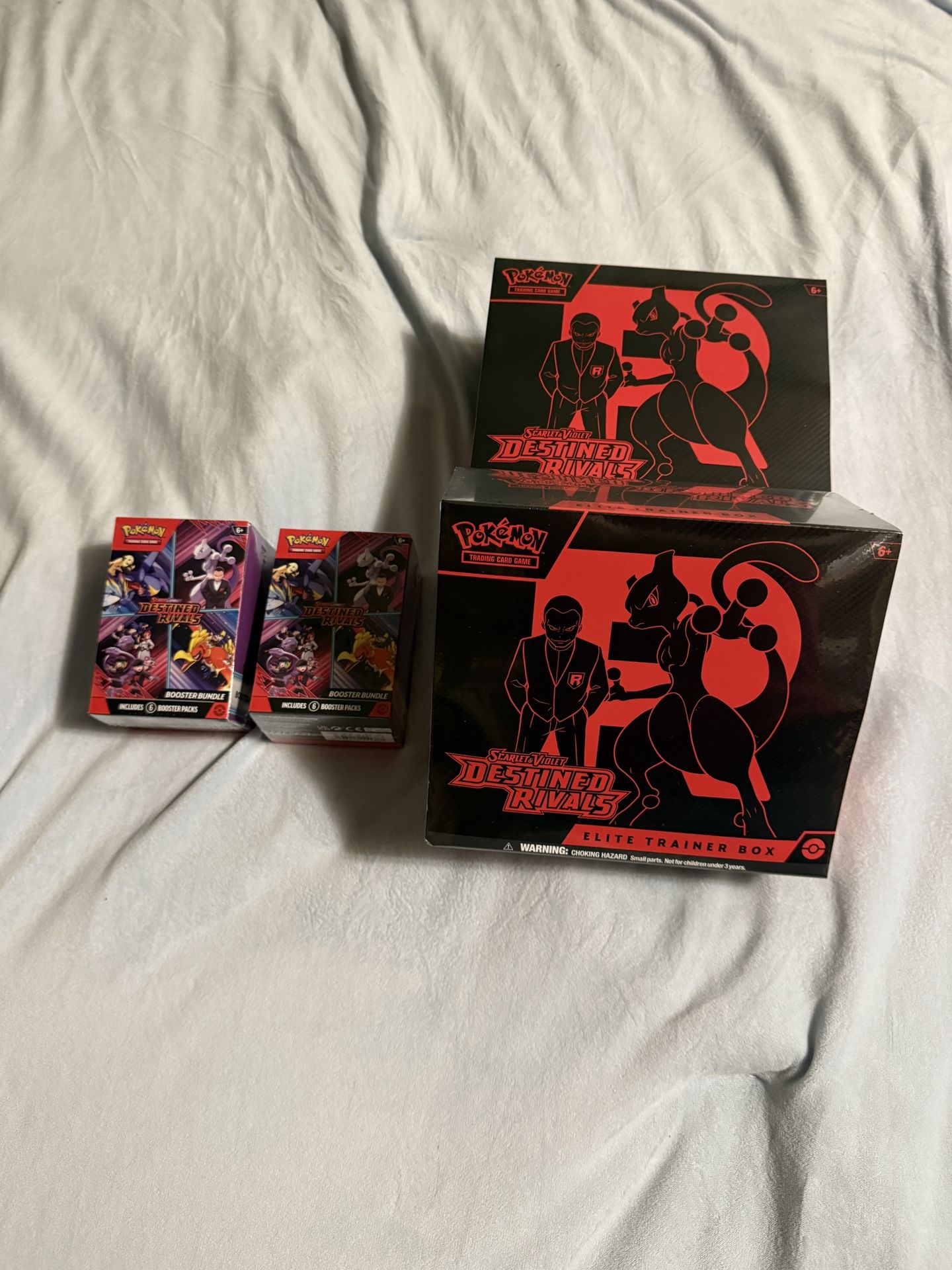 Pokémon Destined Rival ETB/Booster Bundle Sealed