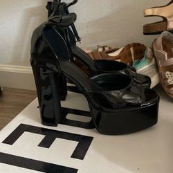Black Heels Size 8