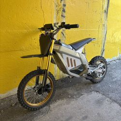 Hover Hearts Ebike 48v