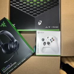 Sealed Xbox X Series Bundle.  Control And Headphones, NBA 2k22 and Battle Field 2044