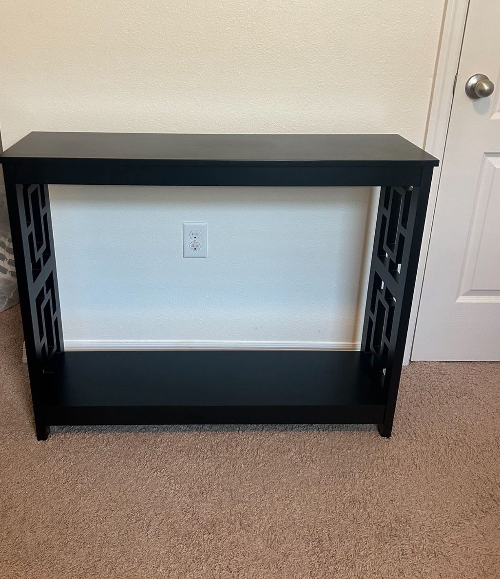Entry Way Table