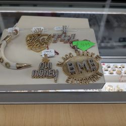 14k Gold Pendant 21.3 Grams Layaway Available % Down If You Are Interested Please Ask For Maribel Thank You 