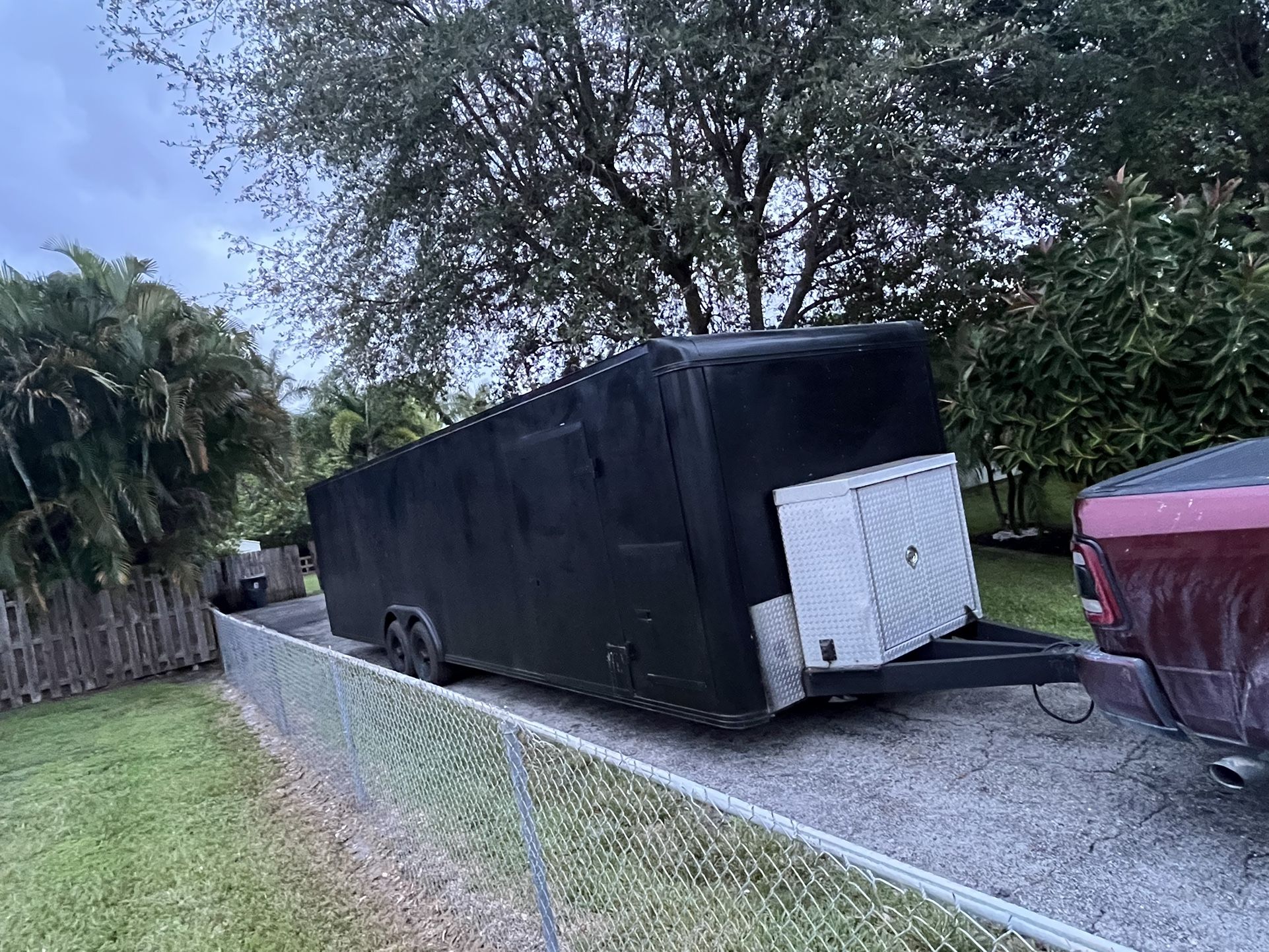 32ft Enclosed Trailer