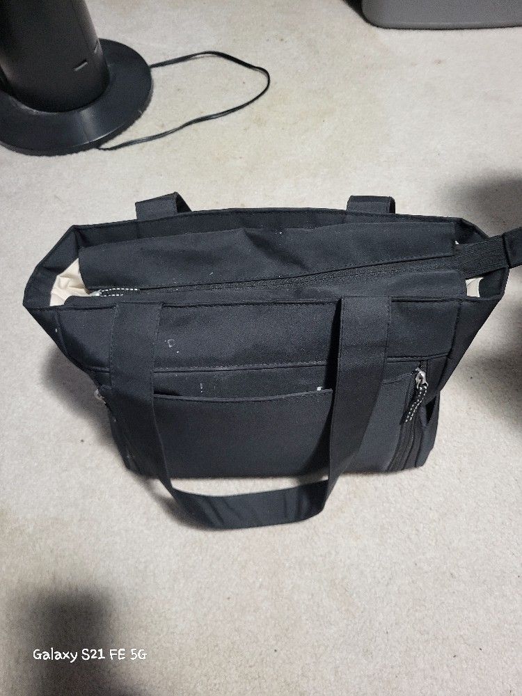 Breast Pump w/ Cooler Bag