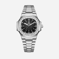 LuckyFour “The Forge” - Gem Bezel