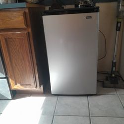 Kenmore Mini Fridge