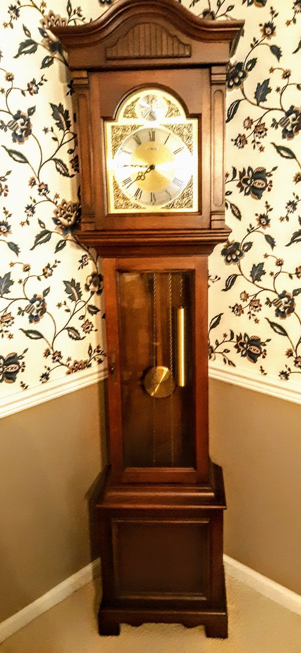 1975 Howard Miller grandfather clock for Sale in Mauldin, SC OfferUp