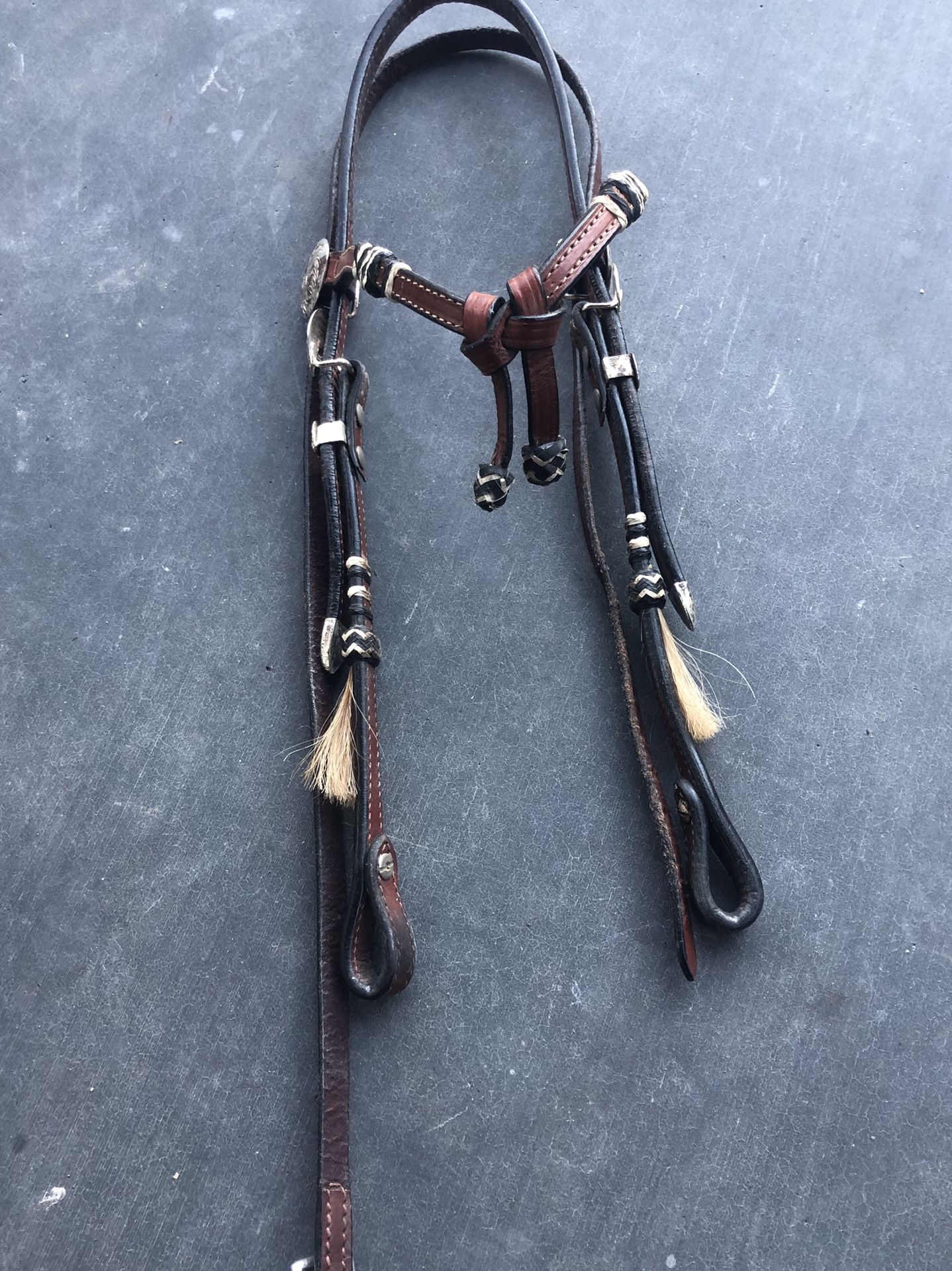 Leather headstall bridle