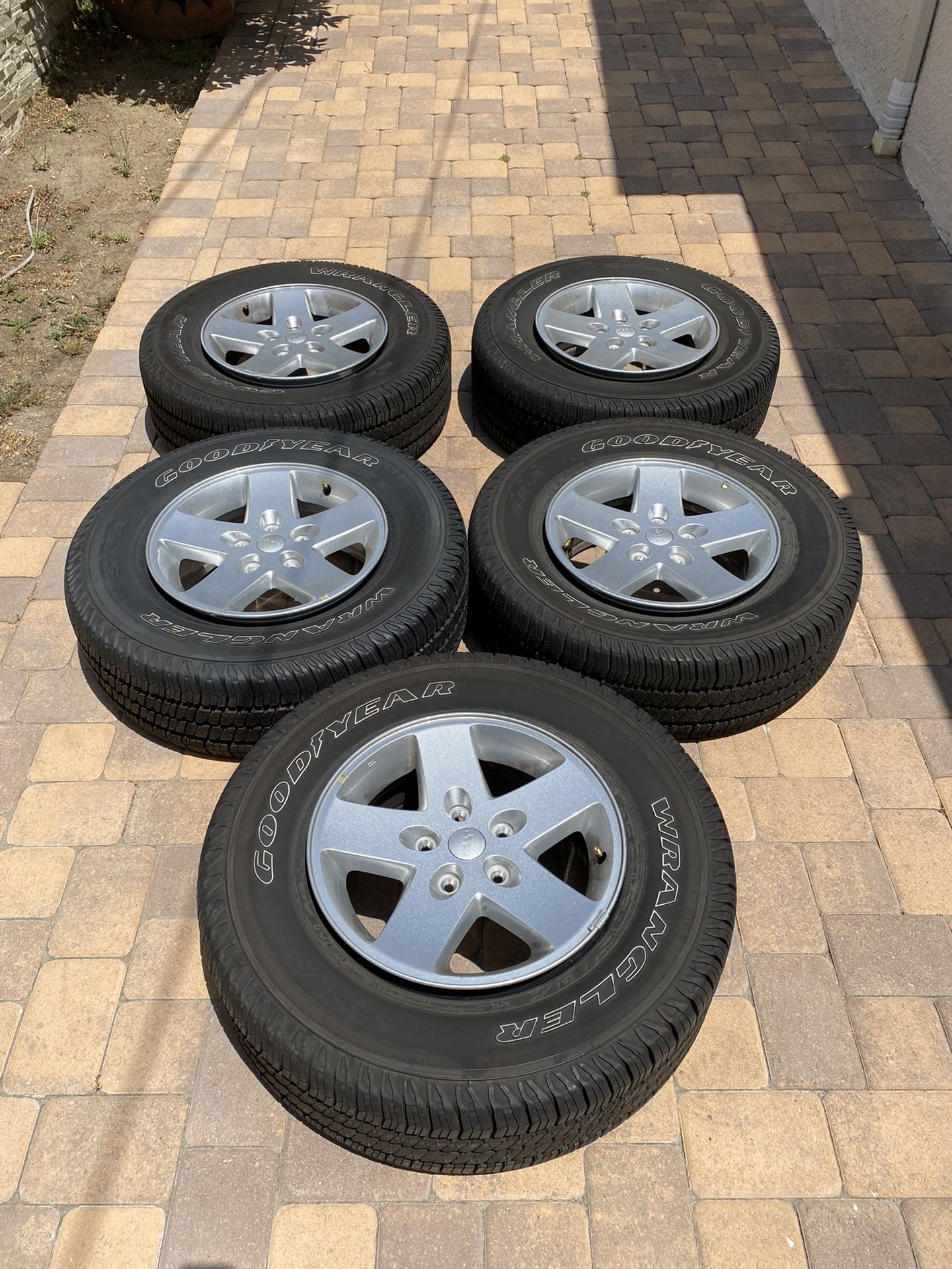 Jeep Wrangler Sport Wheels Great Condition