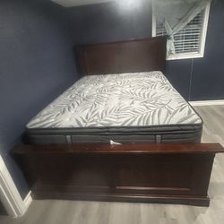 Queen Bed for Sale