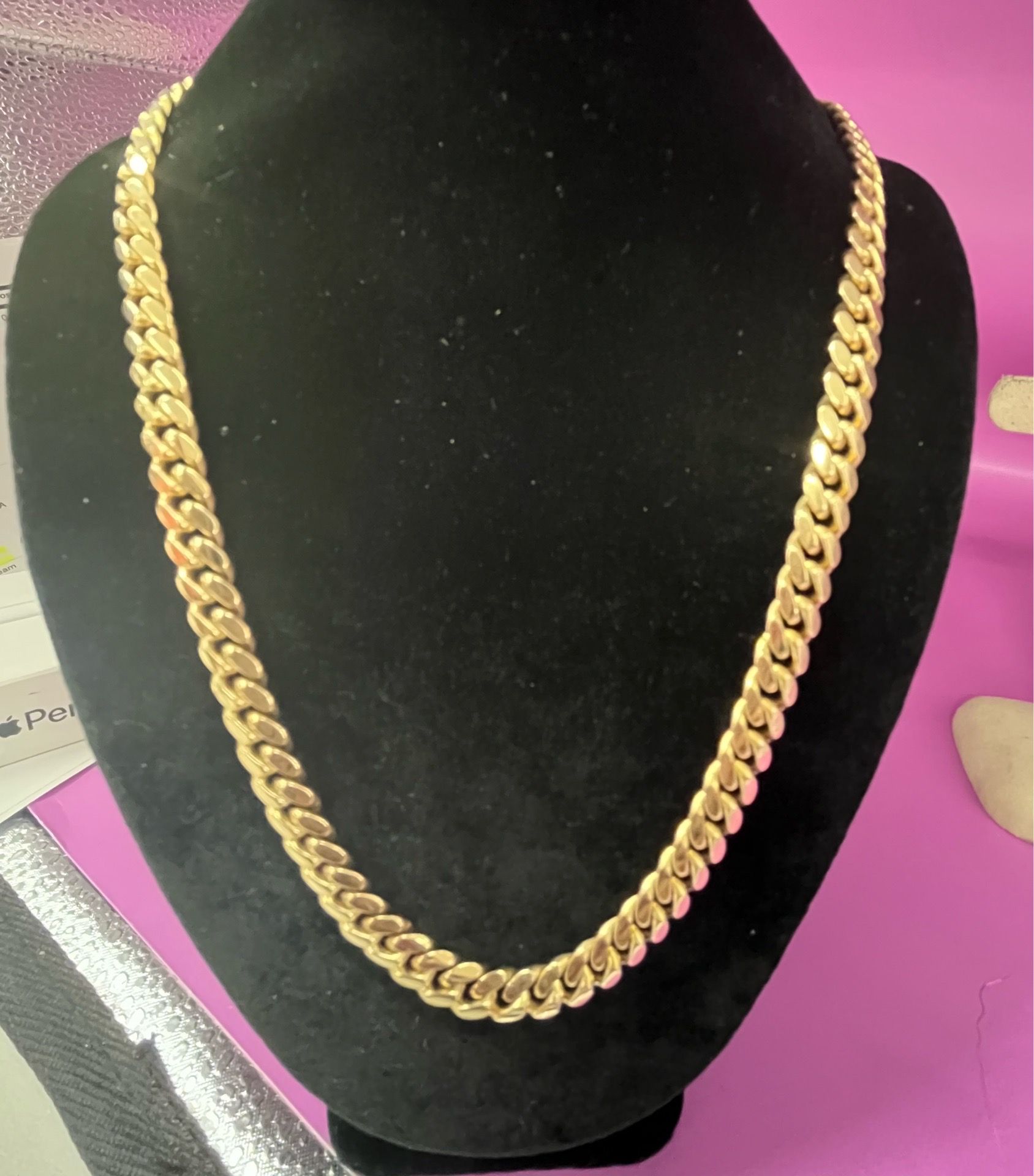 (75739) 14 KT YG CUBAN CHAIN