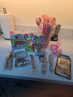 New Kitchen Utensil & Baking Tool Set