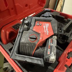 Laser level M12™ Green 360° 3-Plane Laser Kit