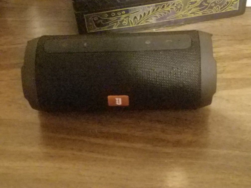 J portable Bluetooth speaker