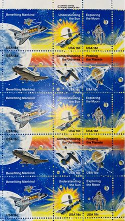 mint stamp 1981 US postal. Moons & Planets