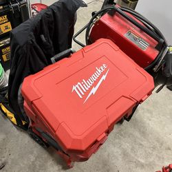 Milwaukee ForceLogic Box