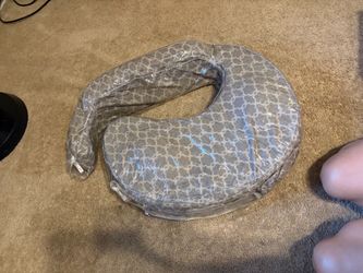 baby pillow holder