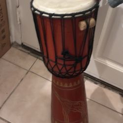 Hand-Carved Djembe Drum – Giraffe Design