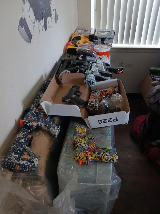 Gel Blasters 60$ For All Sum Work Sum Don't U Can Use For Parts
