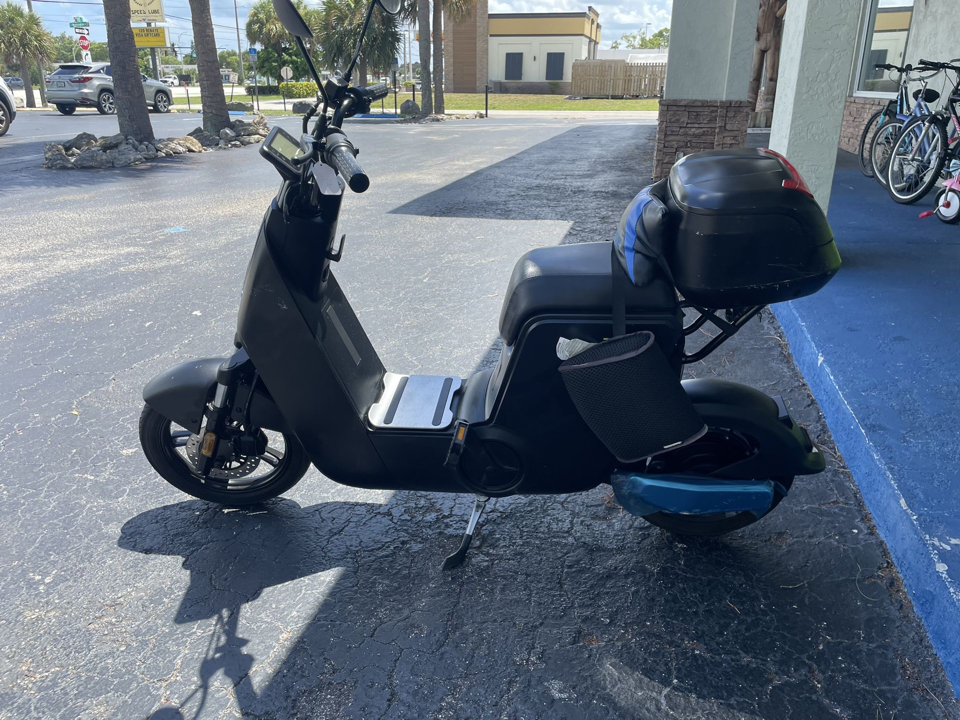 Yadea E-bike Mo-Ped