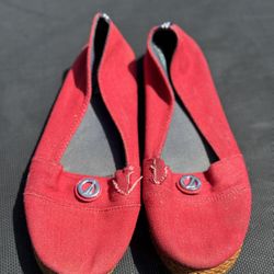 Nautica Espadrilles 9 Women Red Loafers Comfort Shoes Flats Logo good condition 