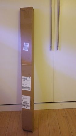 New in box LED MULTICOLORED REMOTE CONTROLLED AQUARIUM LIGHT.