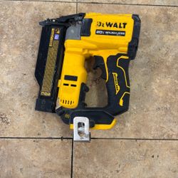 DEWALT ATOMIC 20V MAX Lithium Ion Cordless 23 Gauge Pin Nailer Tool Only 