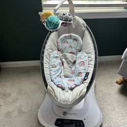 4moms Mamaroo Baby Swing W/ Brand New Newborn Insert
