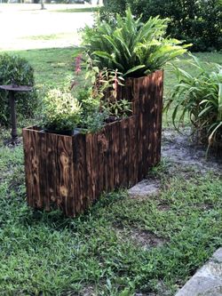 Custom Planters 