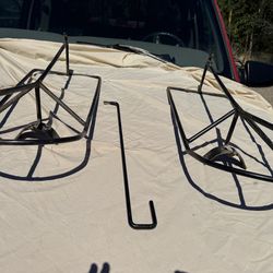 Horse tack/feed/hardware for pipe coral and mote