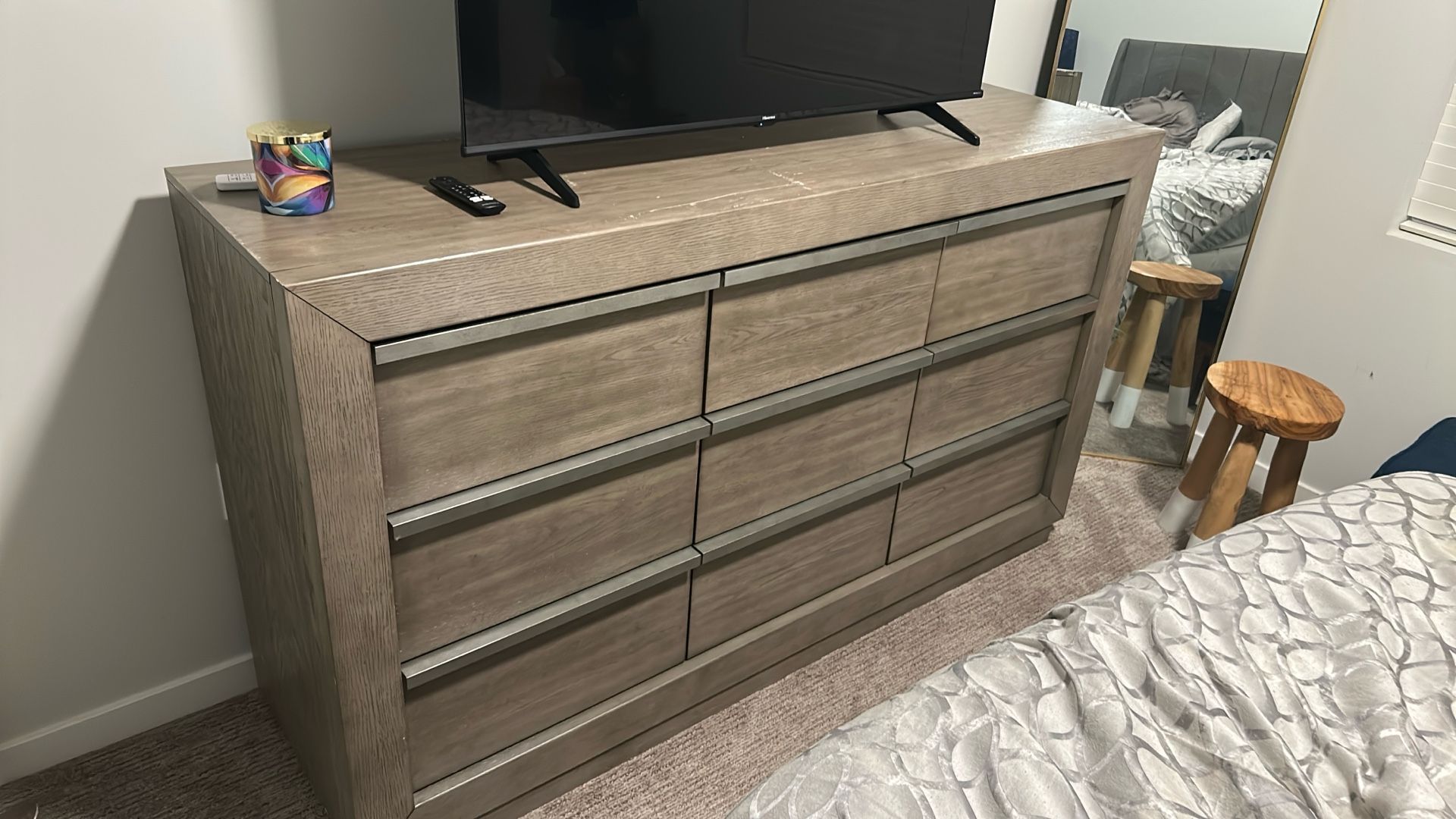 9 Draw Dresser