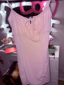 clothes size s & xs