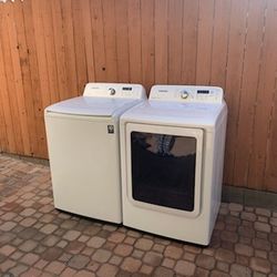 Washer And Gas Dryer 