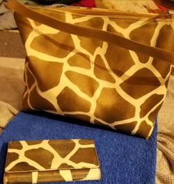 Ladies purse and matching wallet