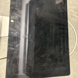 Apple iMac 21.5-inch (Model A1418) – Cracked Screen – Works