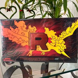 Team Rocket’s Moltres ex (UPC)