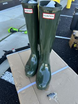 Hunter Women's Original Tall Back Adjustable Rain Boots, Navy,5 M US