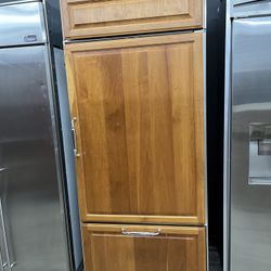 Sub Zero Panel Ready 36” Built In Refrigerator
