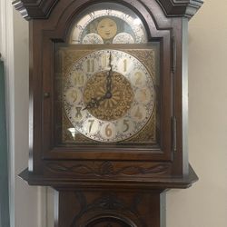 Colonial Clock 