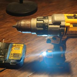 Dewalt 20V MAX* XR® Brushless Cordless 3-Speed 1/2 in. Hammer Drill/Driver Kit