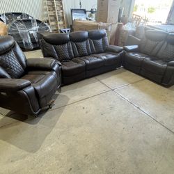 3 - Piece Breathable Leather Cushion Back Power Reclining Living Room Set With Diamond Stitching