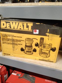 DEWALT 2-1/4 HP FIXED BASE