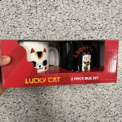 NWT limited edition Lucky Cat 2 Piece Mug Set