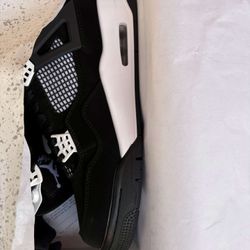 Jordan 4 White Thunder With Box
