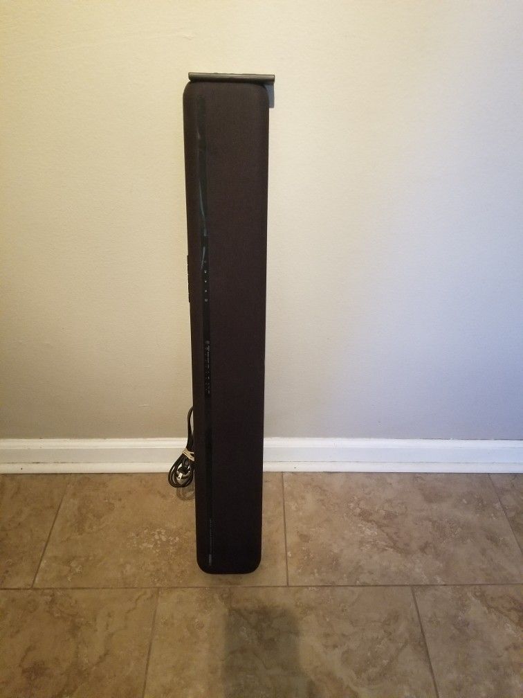 YAMAHA ATS 1060 SOUNDBAR WITH BUILT IN WOOFERS for Sale in Las Vegas