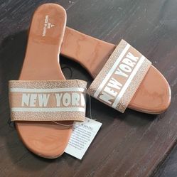 New Sandals - Size 9/10