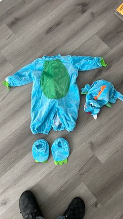 Dinosaur baby costume