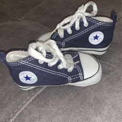 Converse Baby Size 2
